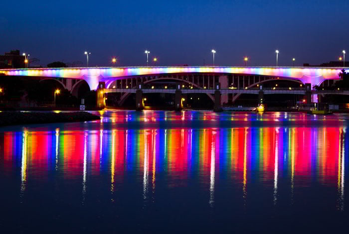 minneapolis_i-35w_bridge_rainbow_colors_twin_cities_pride